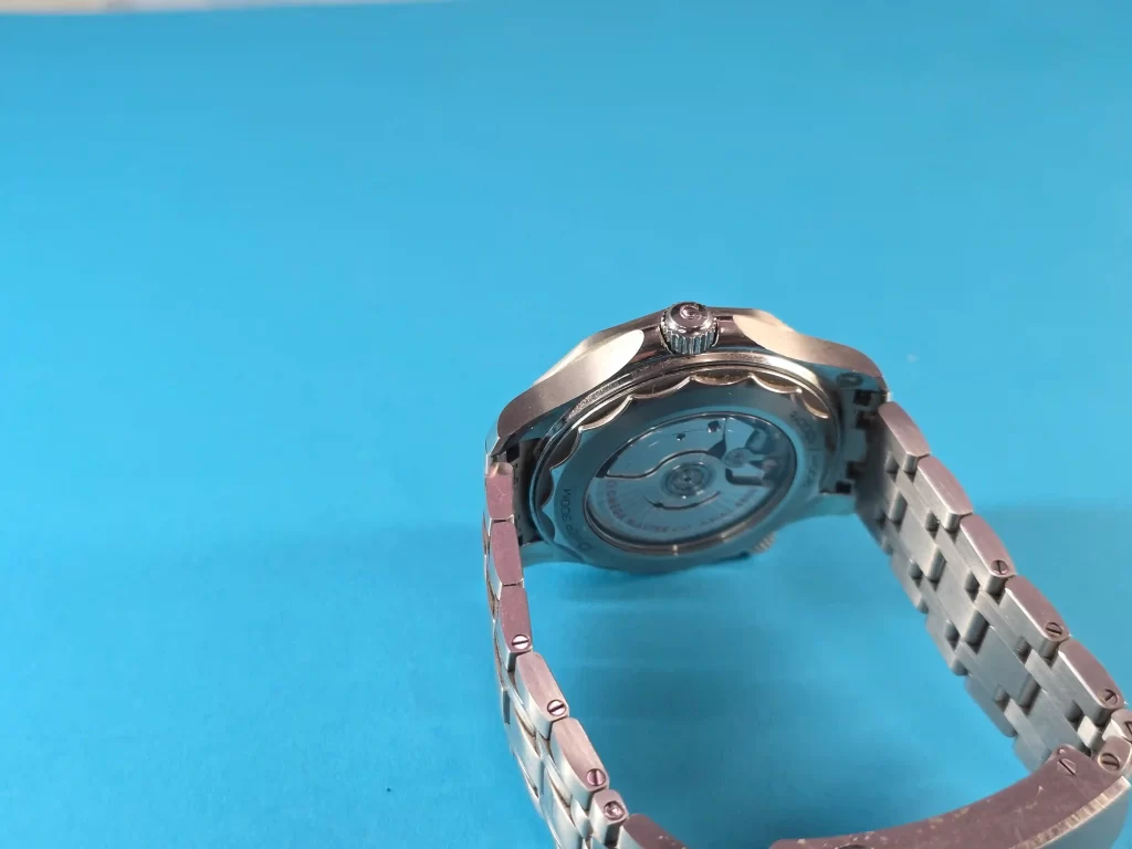  movement seen from back and above on sky blue background