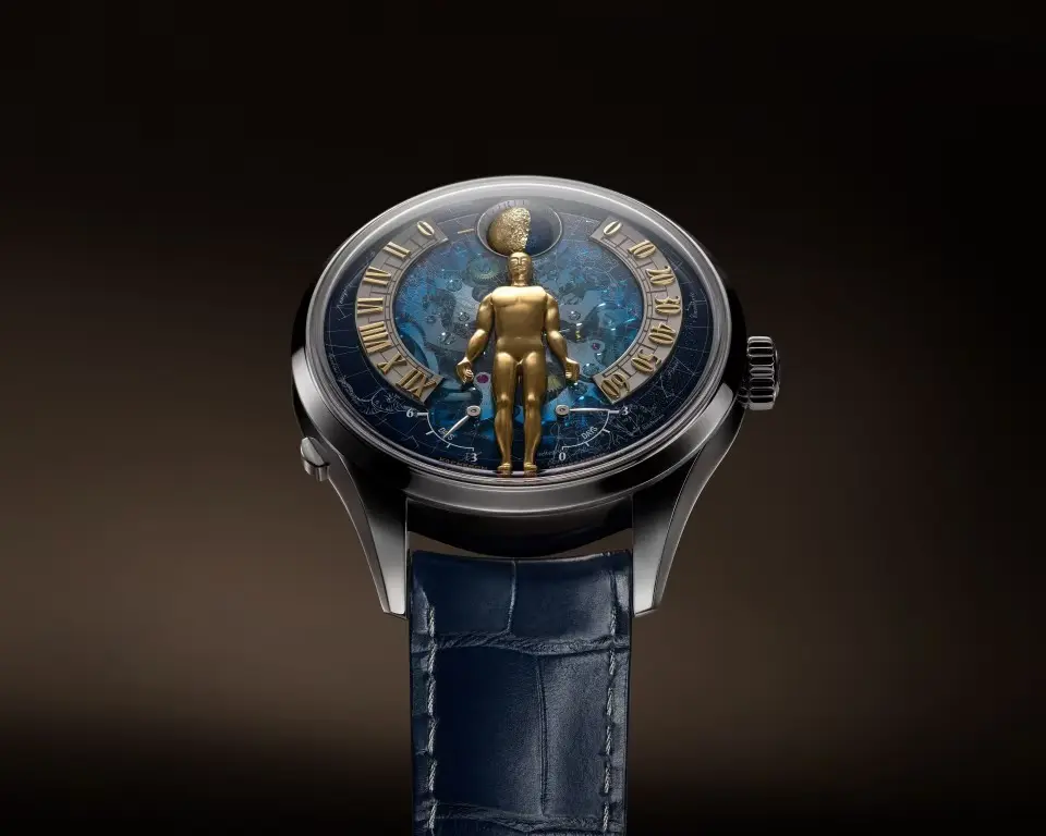 fron of the watch with Astonomer hands down
