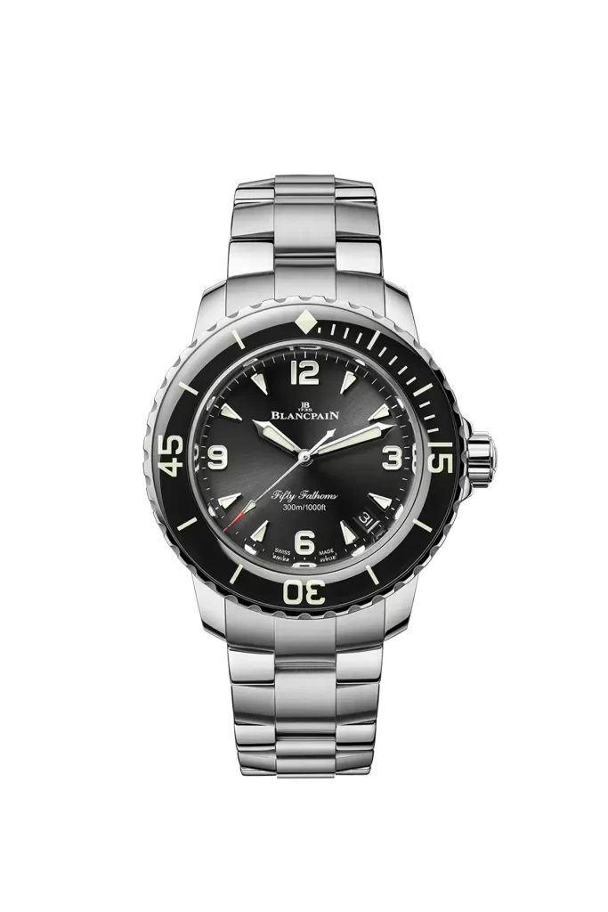 Ceas de scufundare Fifty Fathoms, adesea vazut ca fiind primul ceas diver din istori