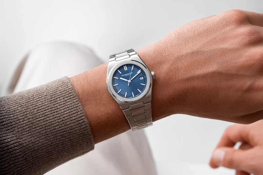 Raymond Weil A.R.T blue dial